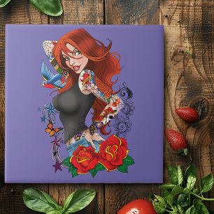 Redhead Frau Tattoos Fliese
