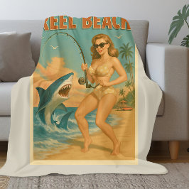 Reel Beach Shark Fishing Pin-Up Retro Coastal Life Fleecedecke