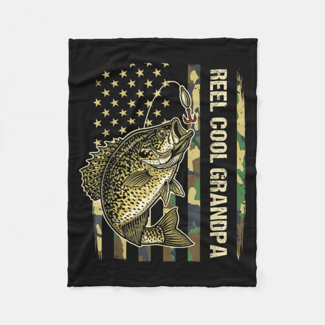 Reel Cool Grandpa Crape Fishing Camo American Flag Fleecedecke (Vorderseite)