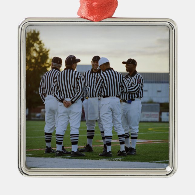 Referenten des amerikanischen Fußballs, die auf Silbernes Ornament (Vorne)