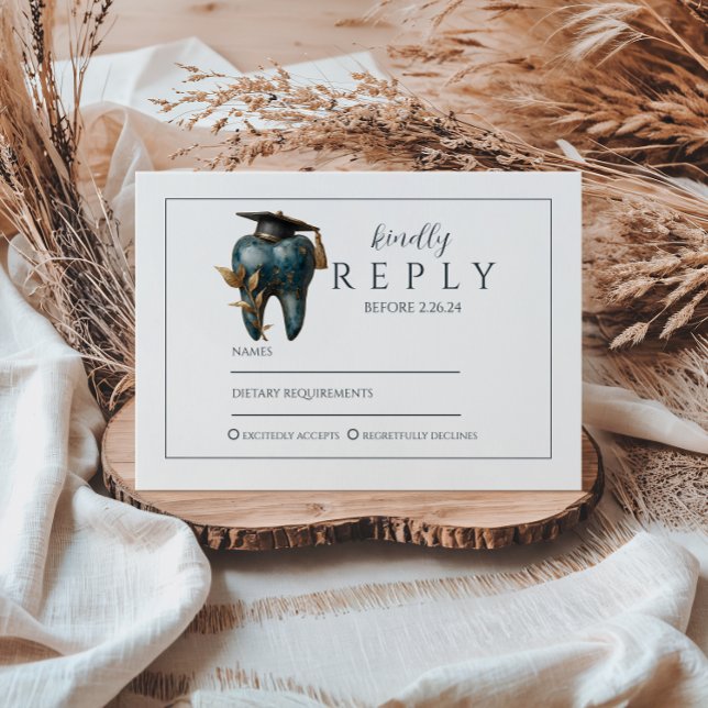 Refined Blue Tooth Laurel Graduation RSVP Karte (Von Creator hochgeladen)