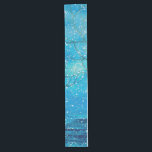 Reflections Christmas Snowman DECOR COLLECTION Großer Tischläufer<br><div class="desc">Probieren Sie auch unsere Tischdecken Matten, runden und rechteckigen Akzent Kissen, runden Schrank und Plakate für die Dekoration! Ebenfalls erhältlich in großen und mittelgroßen Geschenktaschen, Geschenkboxen, Packpapier, personalisierten Geschenketiketten und 3 Taschentücher sowie personalisierte Foto-Postkarten und 12x18 Magnete und Grußkarten, Postkarten, Puzzles, quadratische Schlüsselketten und Anhänger für das Geschenken von Ideen,...</div>