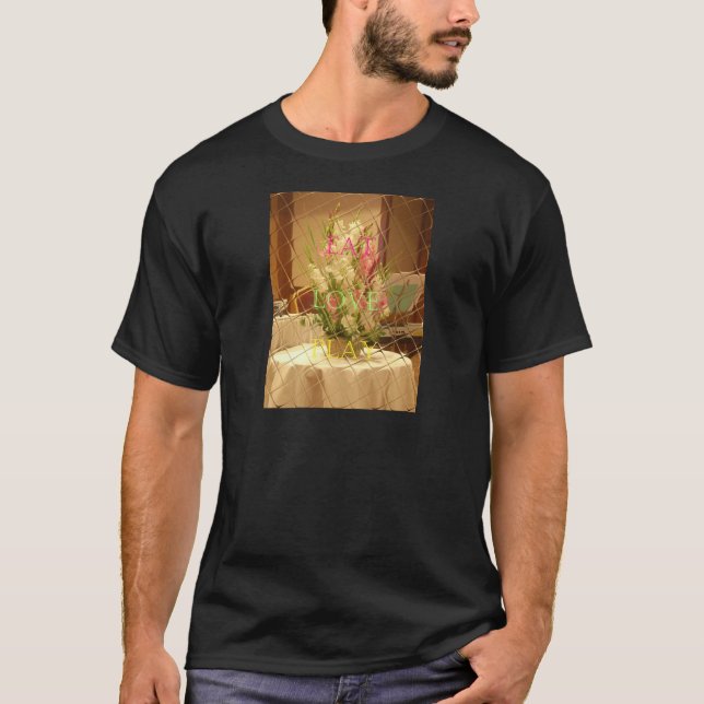 Reflektierte Blütenkunst T-Shirt (Vorderseite)