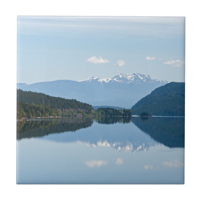 Reflektion in einem See - Vancouver Island, Kanada Fliese (Vorderseite)