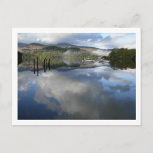 Reflektionen auf dem Schiff auf Derwentwater Postkarte
