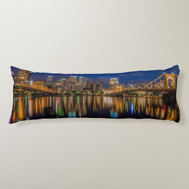 Reflexionen von Pittsburgh Seitenschläferkissen (Vorderseite)