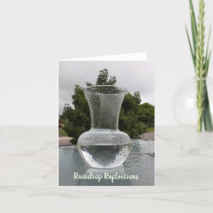 Réflexions Raindrop dans la carte de voeux en verr