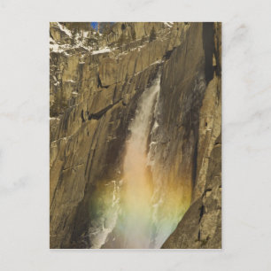 Regenbogen an den oberen Yosemitefällen im Yosemit Postkarte