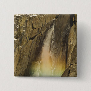 Regenbogen auf den Upper Yosemite Falls in Yosemit Button