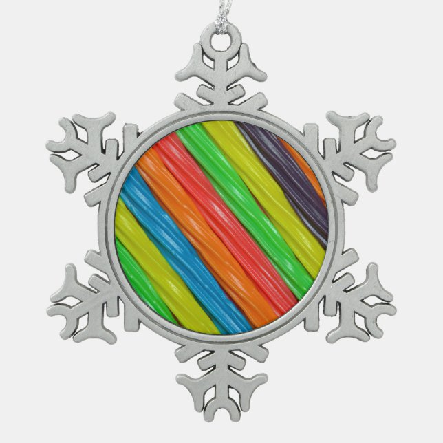Regenbogen farbige Süßholzweihnachtsverzierung Schneeflocken Zinn-Ornament (Vorderseite)