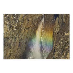 Regenbogen in den oberen Yosemite-Wasserfällen in  Fotodruck