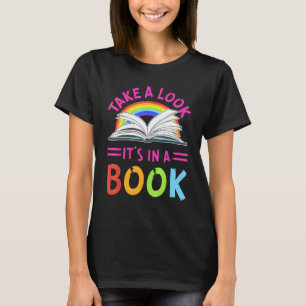 Regenbogen schauen, es ist in einem Buchlesen T-Shirt