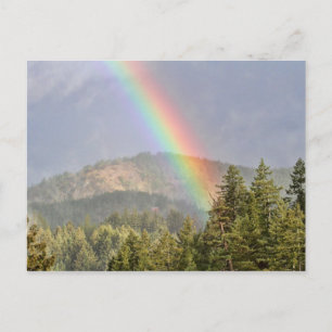 Regenbogen über den Bergen Postkarte