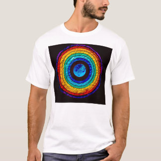 Regenbogen um die Erde T-Shirt