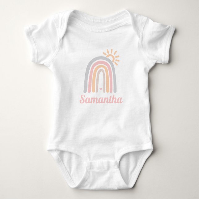 Regenbogen und Sonnenschein Personalisierter Name Baby Strampler (Vorderseite)