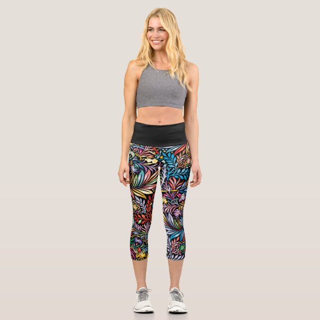 Regenbogenblatt auf Schwarz Capri Leggings (Vorderseite)