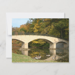 Regenbogenbrücke im Herbst am Grove City College