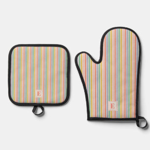 Regenbogenfarben Streifen mit Initiale Ofenhandschuh & Topflappen-Set