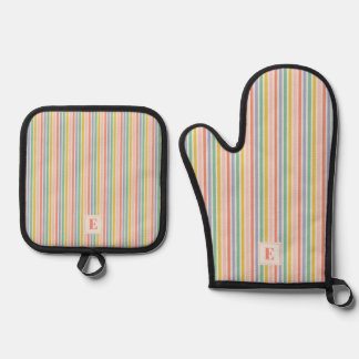 Regenbogenfarben Streifen mit Initiale Ofenhandschuh & Topflappen-Set