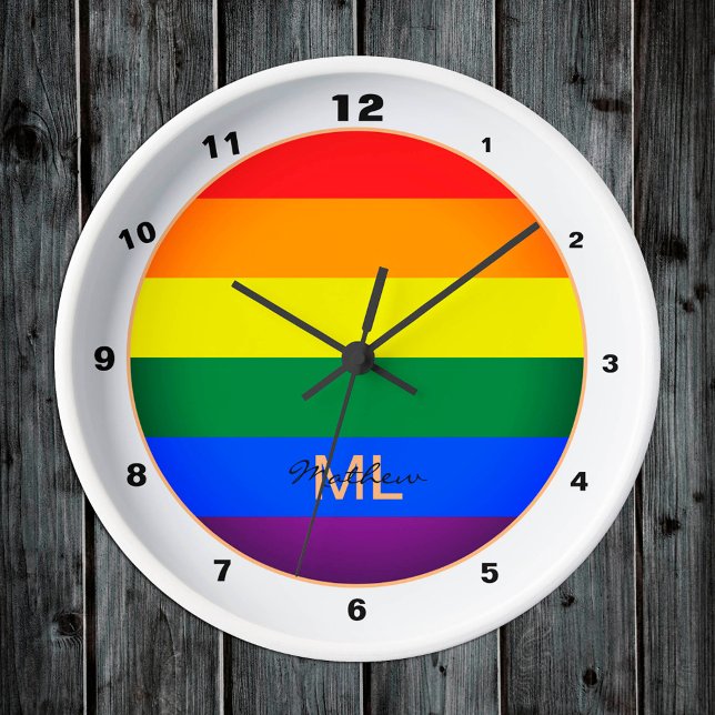 Regenbogenflagge und -stolz, LGBT-Gemeinschaft/Gen Runde Wanduhr (Von Creator hochgeladen)
