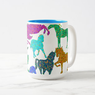 Regenbogenpferde - "Hübsch über Pferde!" Zweifarbige Tasse