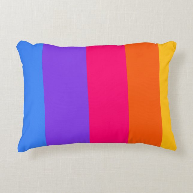 Regenbogenstreifen Dekokissen (Vorderseite)