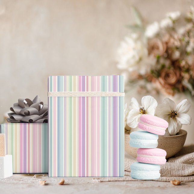 Regenbogenstreifen-Hintergrund Geschenkpapier (Von Creator hochgeladen)