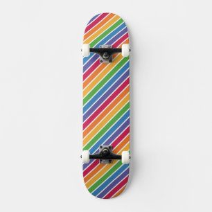 Regenbogenstreifen Muster Skateboard