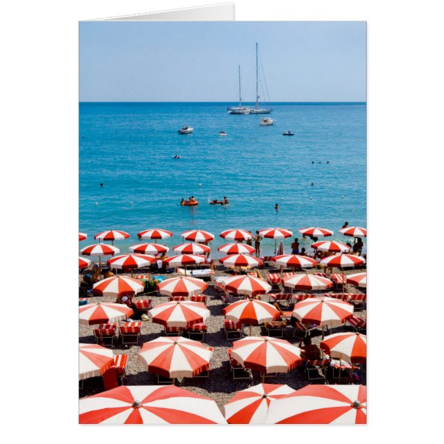 Regenschirme an der Küste von Amalfitan (Vorne)