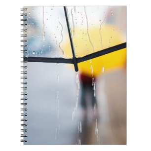 Regenschirmwanderung am Regentag Notizblock