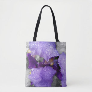 Regentropfen an Iris Tasche