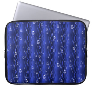 Regentropfen auf blauem Metall Laptopschutzhülle