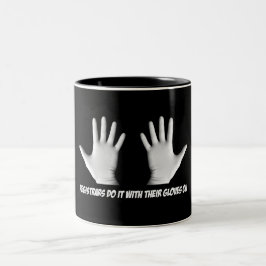 Registratoren tun dies mit ihren Handschuhen auf - Zweifarbige Tasse