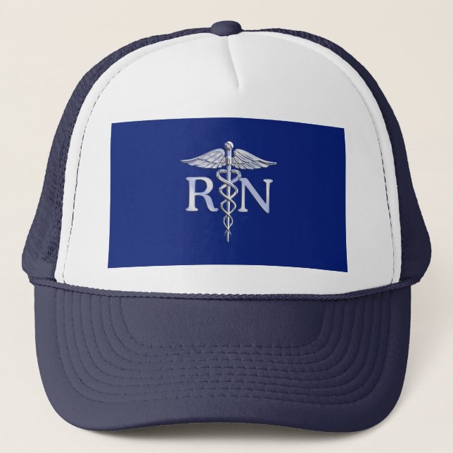 Registriert Nurse RN Silver Caduceus Navy Blue Dek Truckerkappe (Vorderseite)