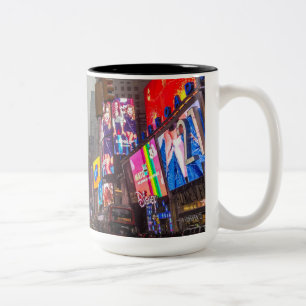 Regnerisches Times Square Zweifarbige Tasse