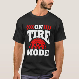 Reifenmann im Reifenmodus T-Shirt