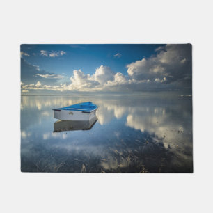 Reihen-Boot auf dem Wasser Fußmatte