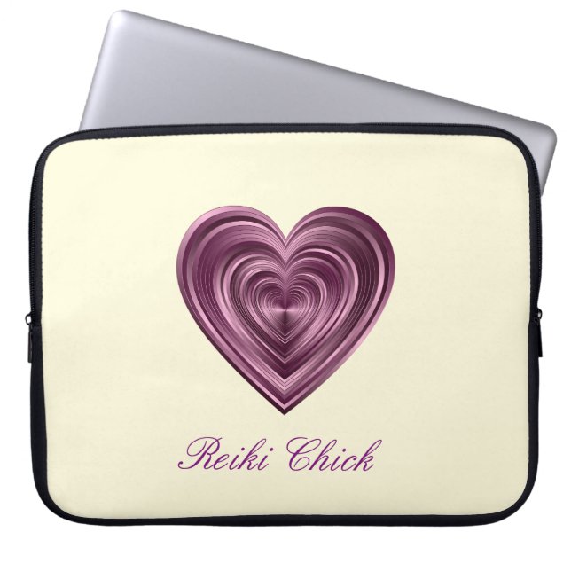 Reiki Chick Laptopschutzhülle (Vorderseite)