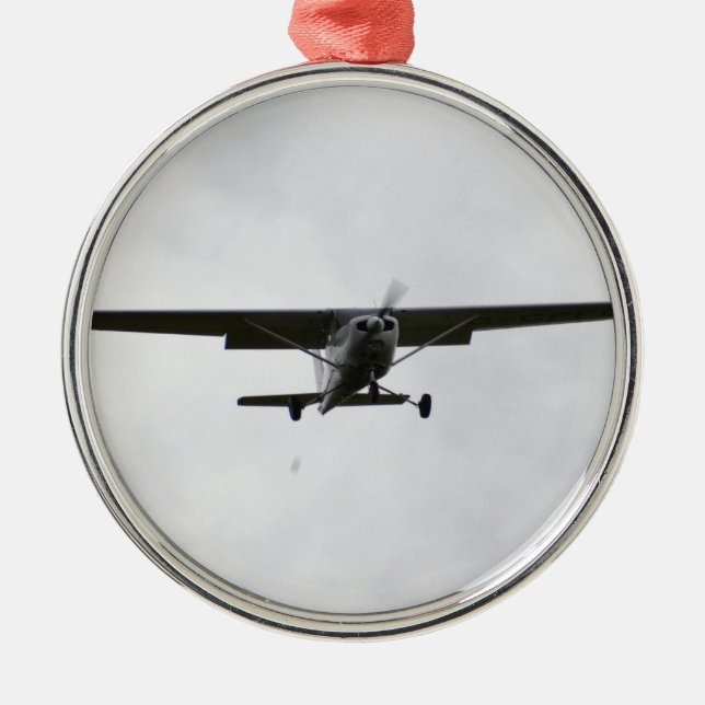 Reims Cessna auf Schlüssen Ornament Aus Metall (Vorne)
