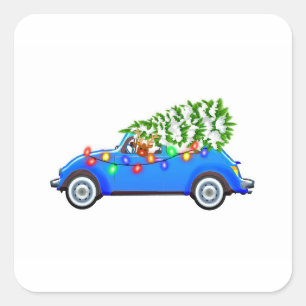 Reindeer driving a beetle with christmas treeb quadratischer aufkleber