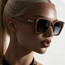 Reine A Lunettes de soleil en bois – Personnalisée