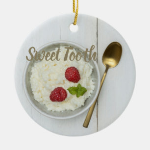 Reisdessert mit Himbeeren für Süßzähne Keramik Ornament