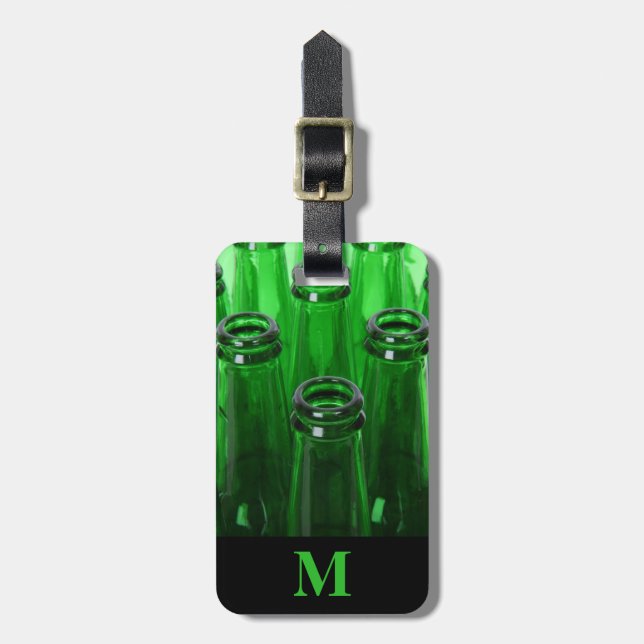 Reise Grüne Bierflaschen mit Monogramm Gepäckanhänger (Vorderseite vertikal)