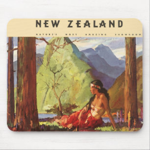 Reise in die Vergangenheit, neuseeländische Landsc Mousepad