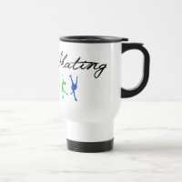 REISE-KAFFEE U. HEISSE KAKAO-TASSE