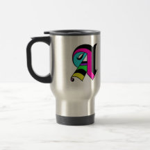 Reise-Kaffeetasse mit dem Buchstaben „A“