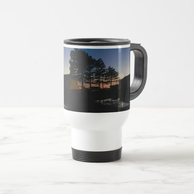 Reisemuschel mit schönem Sonnenuntergang Foto mit  Reisebecher (VorderseiteRechts)