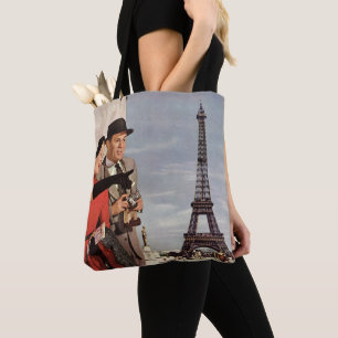 Reisende im Stil vergangener Zeiten am Eiffelturm, Tasche