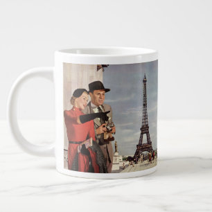 Reisende im Stil von früher am Eiffelturm, Paris U Jumbo-Tasse