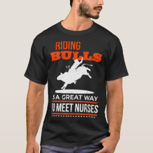 Reitbullen sind eine gute Möglichkeit, um die Kran T-Shirt
